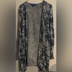 $5 bundle sale Apt 9 ribbed floral cardigan- medium- gray and blue- floral
